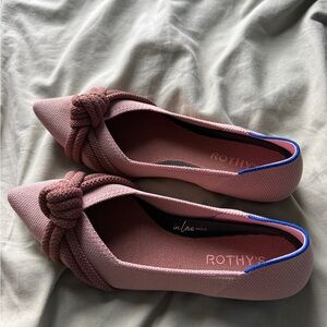 listing-status-banner